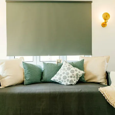 Retro In The Middle Of Old Town Apartment Bukarest