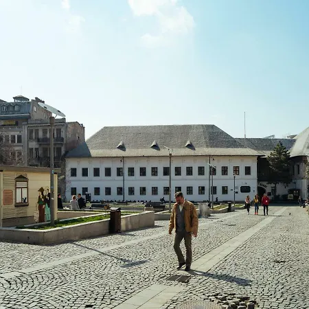 Retro In The Middle Of Old Town Apartment *