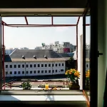 아파트 Retro In The Middle Of Old Town 부쿠레슈티