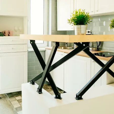 Retro In The Middle Of Old Town Apartament