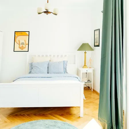 Apartament Retro In The Middle Of Old Town *